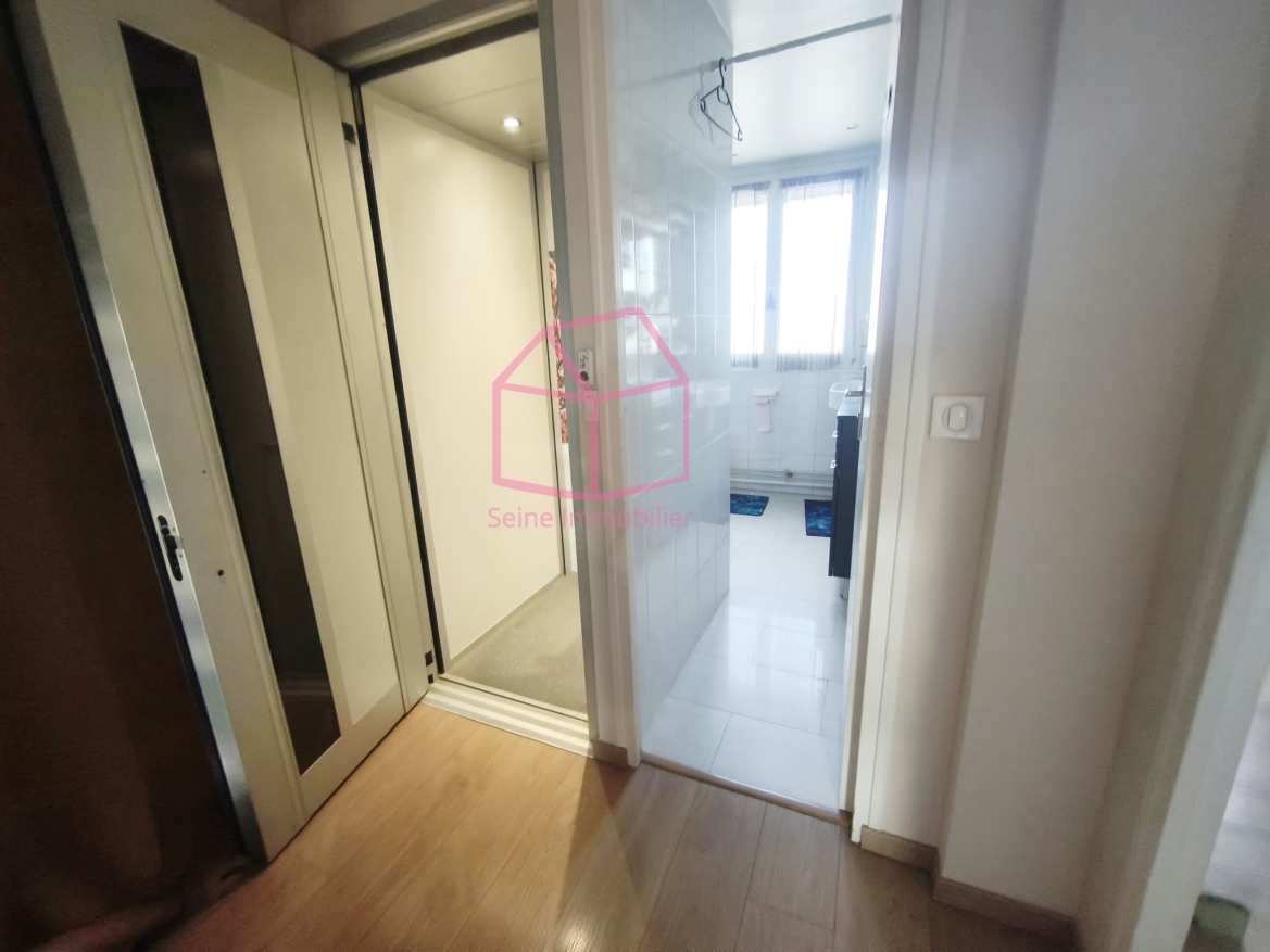 Appartement 5 pièces 82 m² · à Choisy-le-Roi · 82 m² · 343 000 €